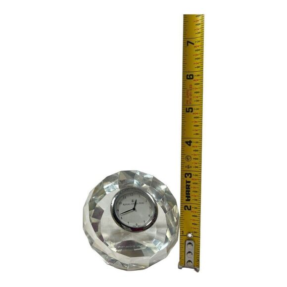 Royal Doulton Faceted Round Desk Clock Paperweight Radiance Glass Vintage - Picture 8 of 9